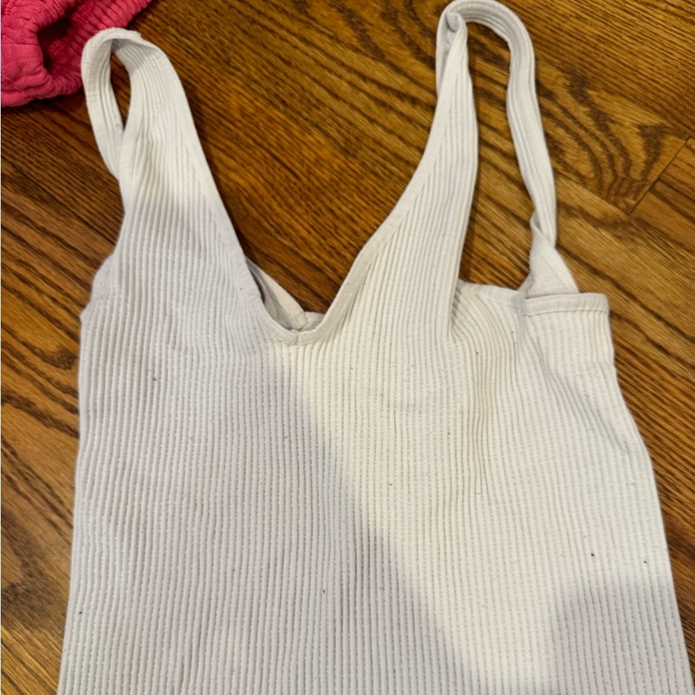 Nikibiki white tank top